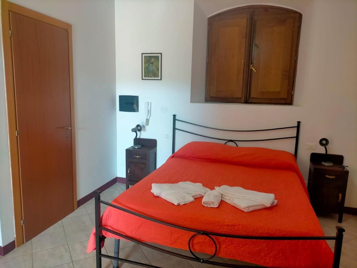 Antico Borgo La Commenda Aparthotel Montefiascone Exterior foto