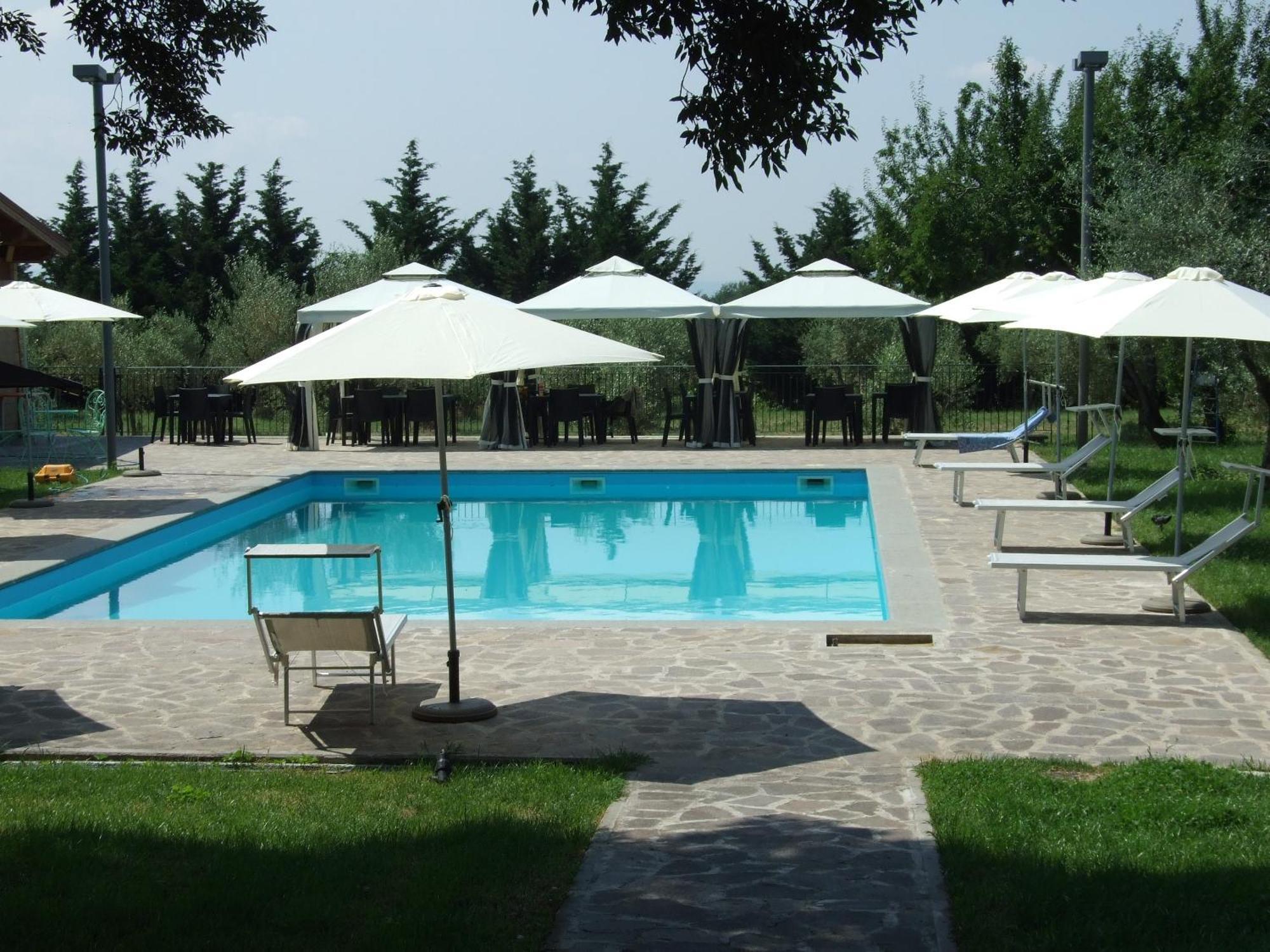 Antico Borgo La Commenda Aparthotel Montefiascone Exterior foto