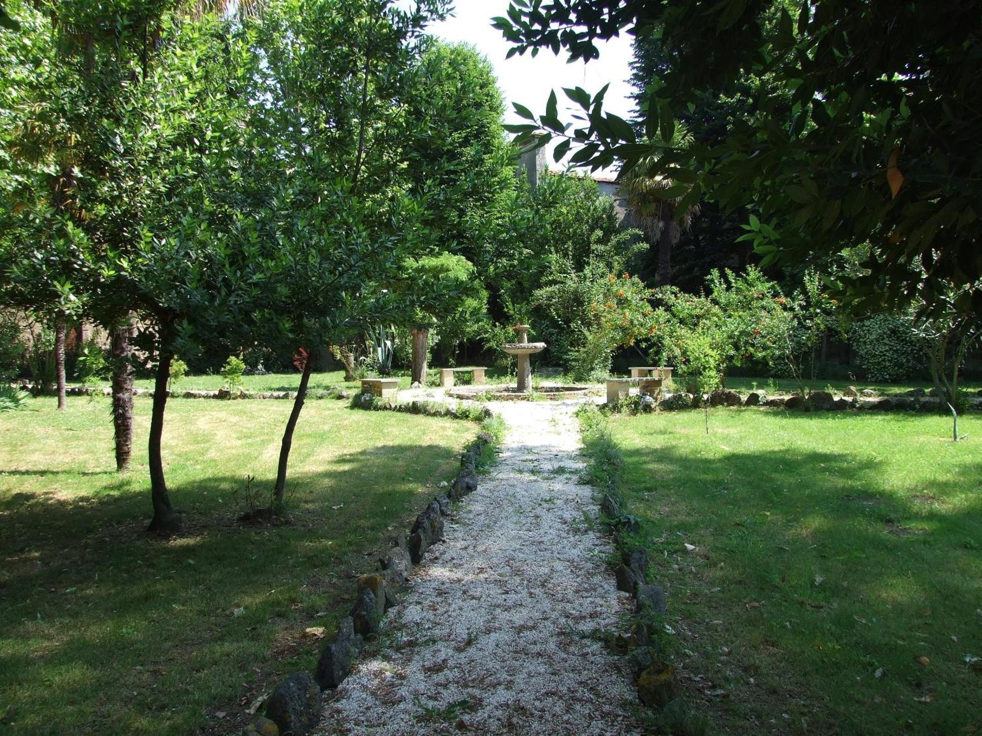 Antico Borgo La Commenda Aparthotel Montefiascone Exterior foto