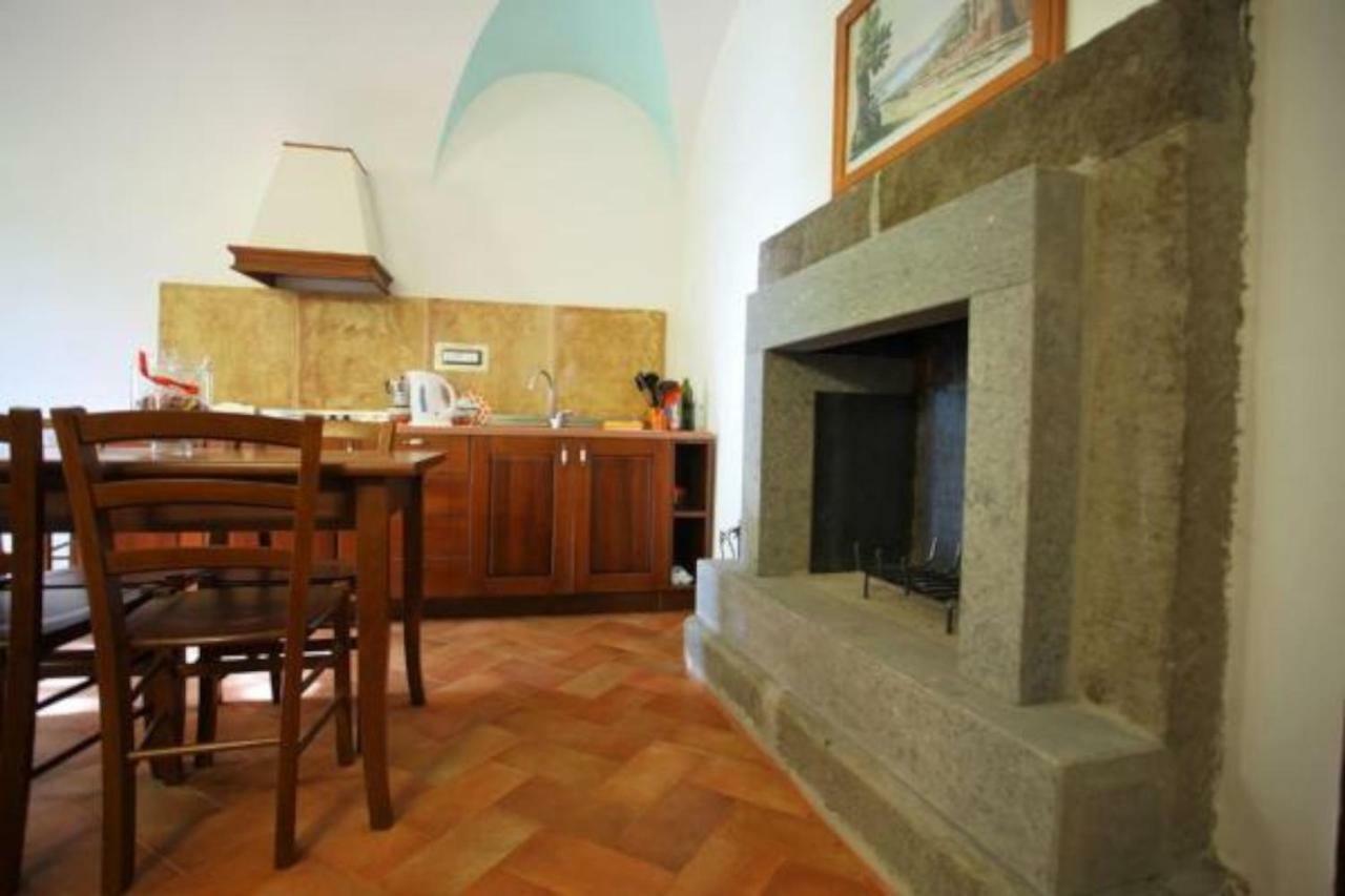 Antico Borgo La Commenda Aparthotel Montefiascone Exterior foto